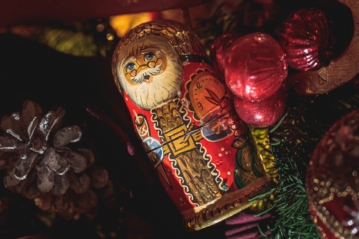 NB Flowers – Russian Doll Christmas decoration